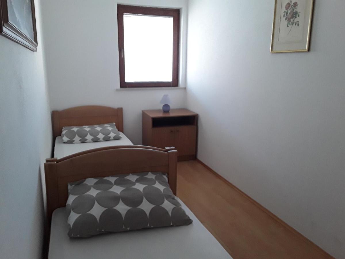 Zaton Apartmani M. Ilesh Exterior foto